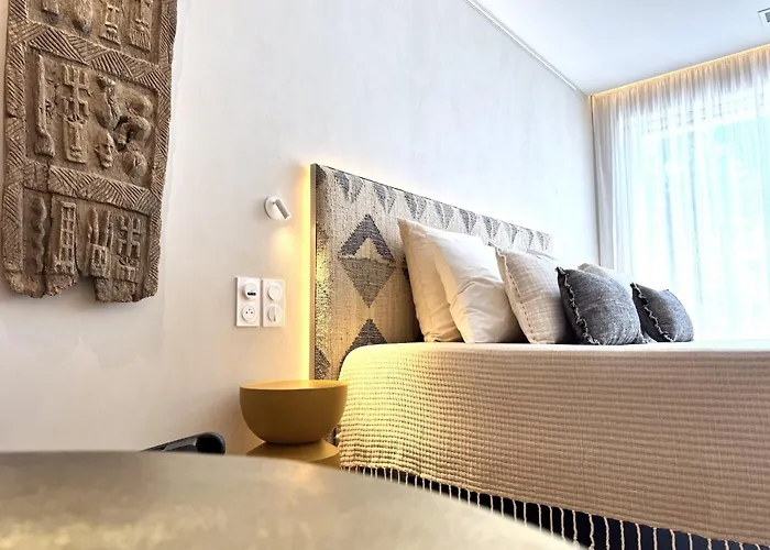 Bed and breakfast Balao - Gay Men Only